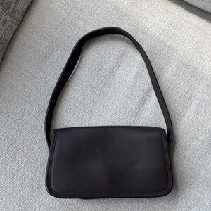 Brandy Melville Classic Black Shoulder Bag